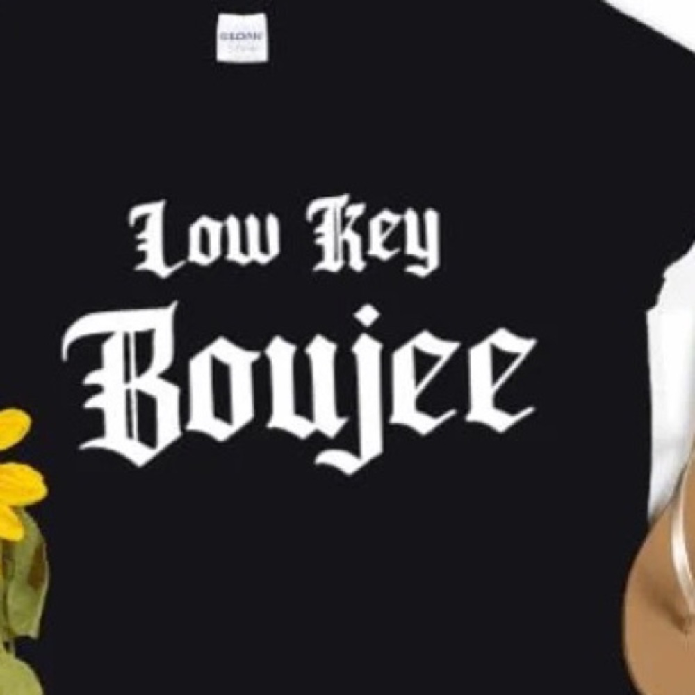 - Cute 🥰 Women 👕 t-shirt